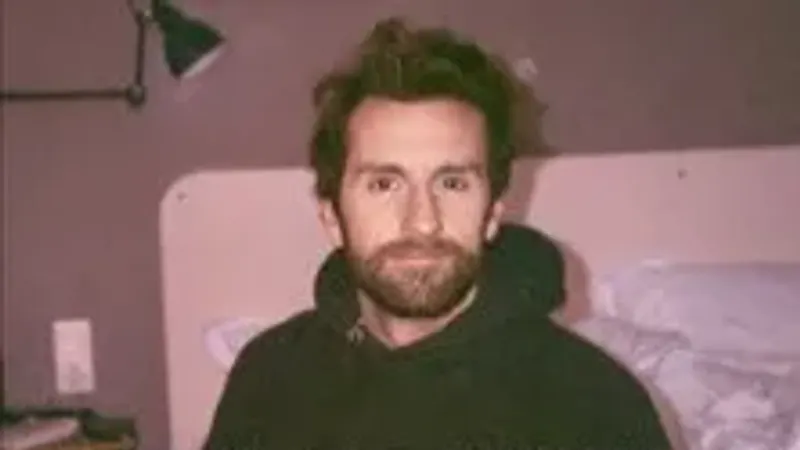Pablo Mira