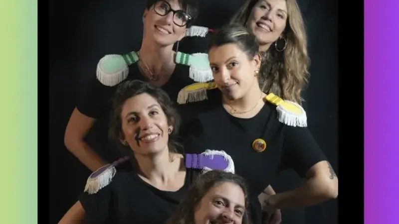 Les Paulette